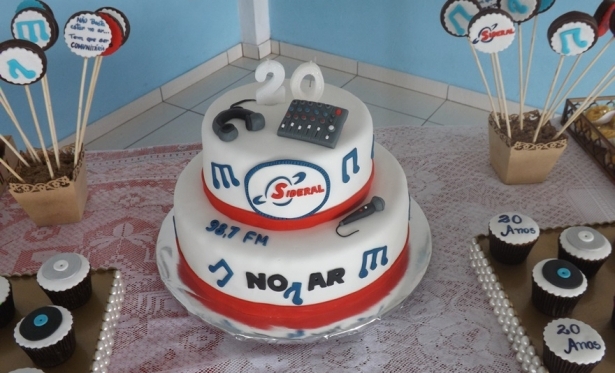 Aniversário: 20 Anos da Rádio Sideral