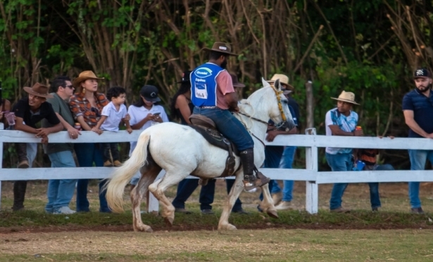 ExpoOuro acontece de 1º a 4 de maio com shows gratuitos em Cachoeira do Campo